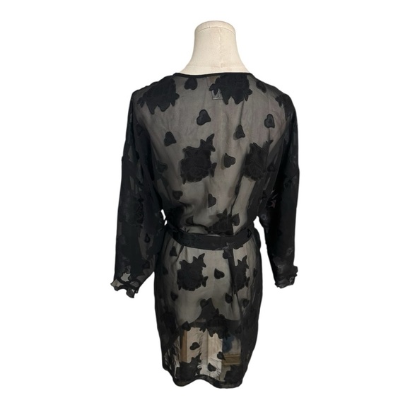 LA INTIMATES Black Rose Flower Burnout Sheer Robe Sz L Sexy Lingerie Tie Coverup - Picture 3 of 7